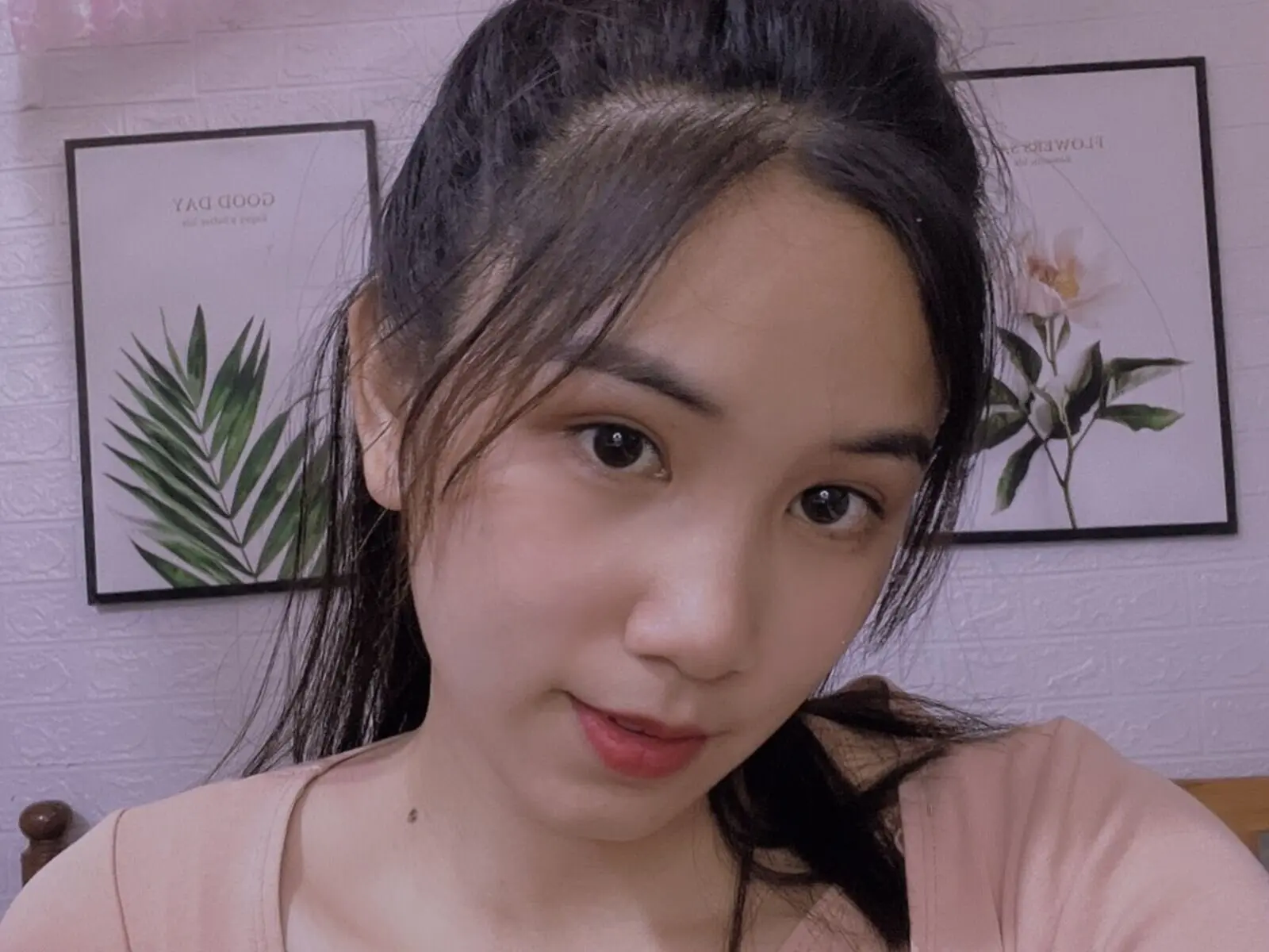 AmisanaJem's Sex ChatRoom