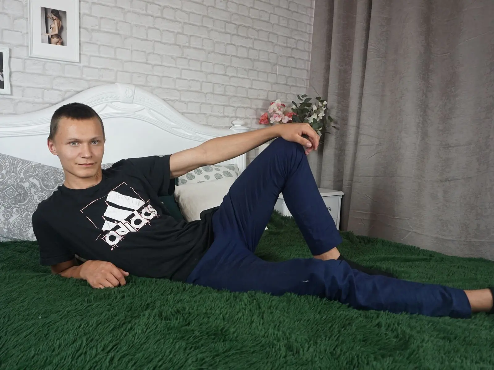 BadBoyBob's Sex ChatRoom