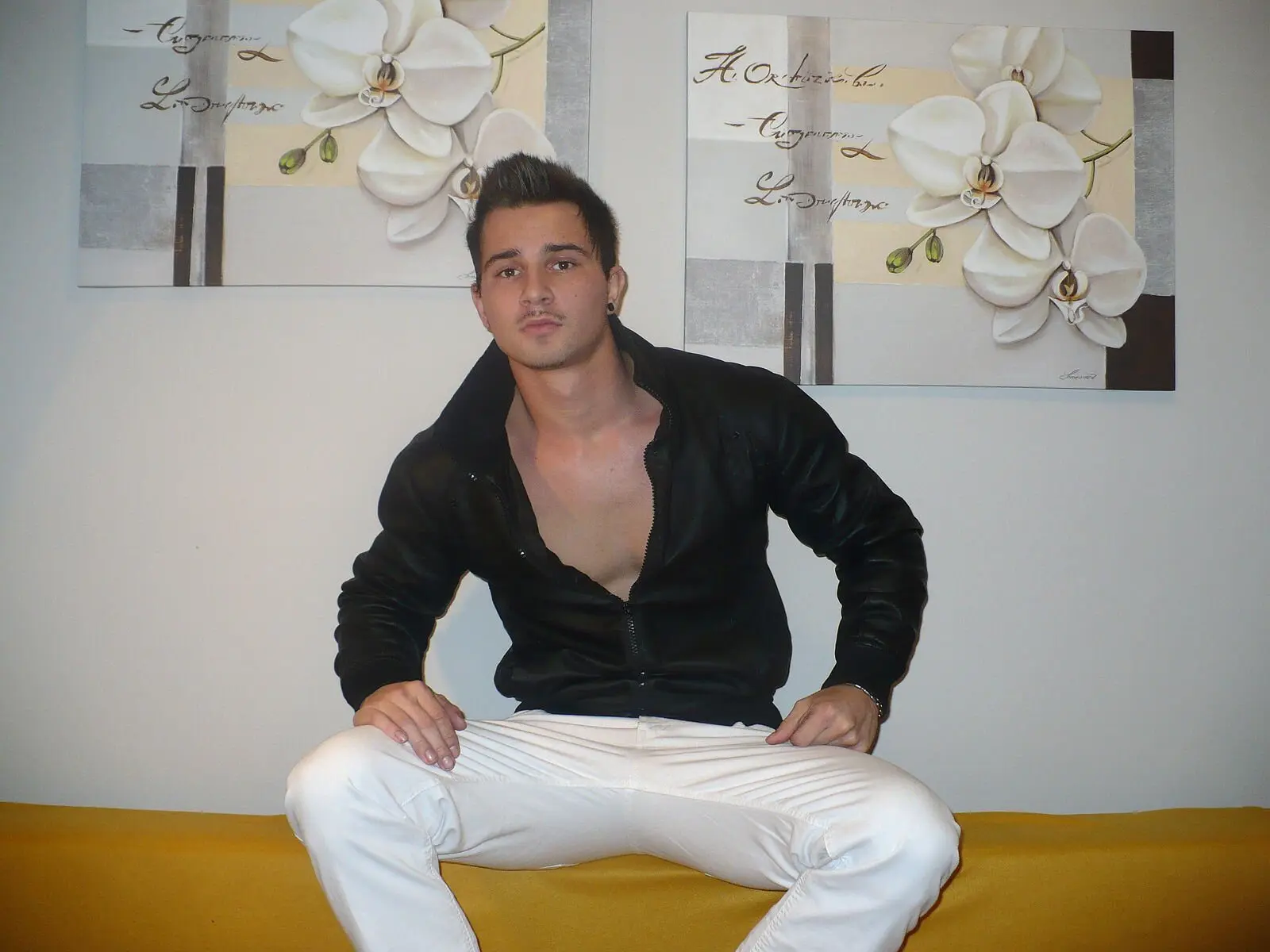 badmaverick's Sex ChatRoom