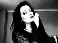 LeonoraSantorini's Sex ChatRoom