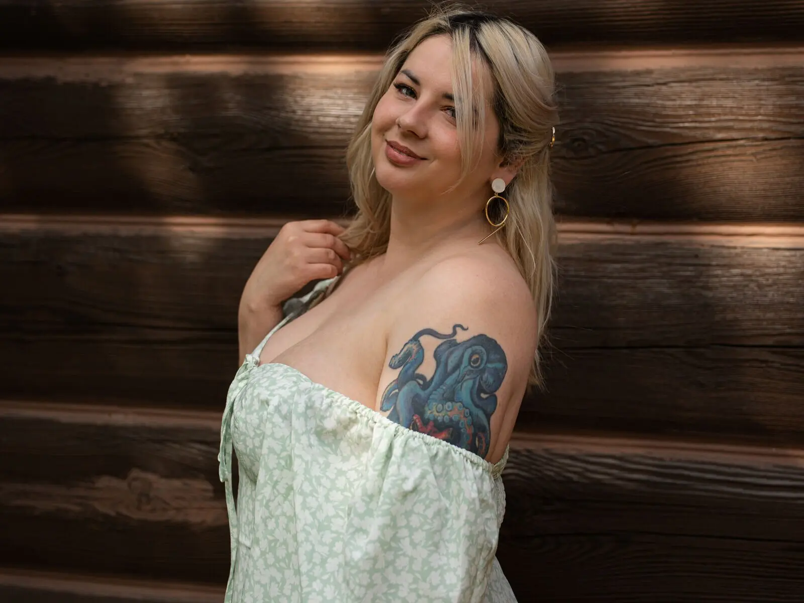 SashaSibold's Sex ChatRoom